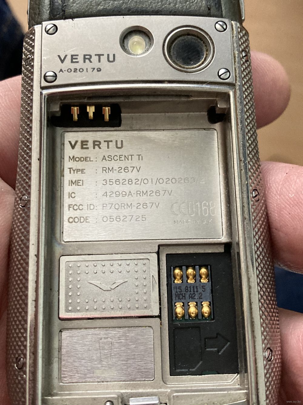 Телефон Vertu оригинал. Купить в Минске — Мобильные телефоны Ay.by. Лот  5037146937